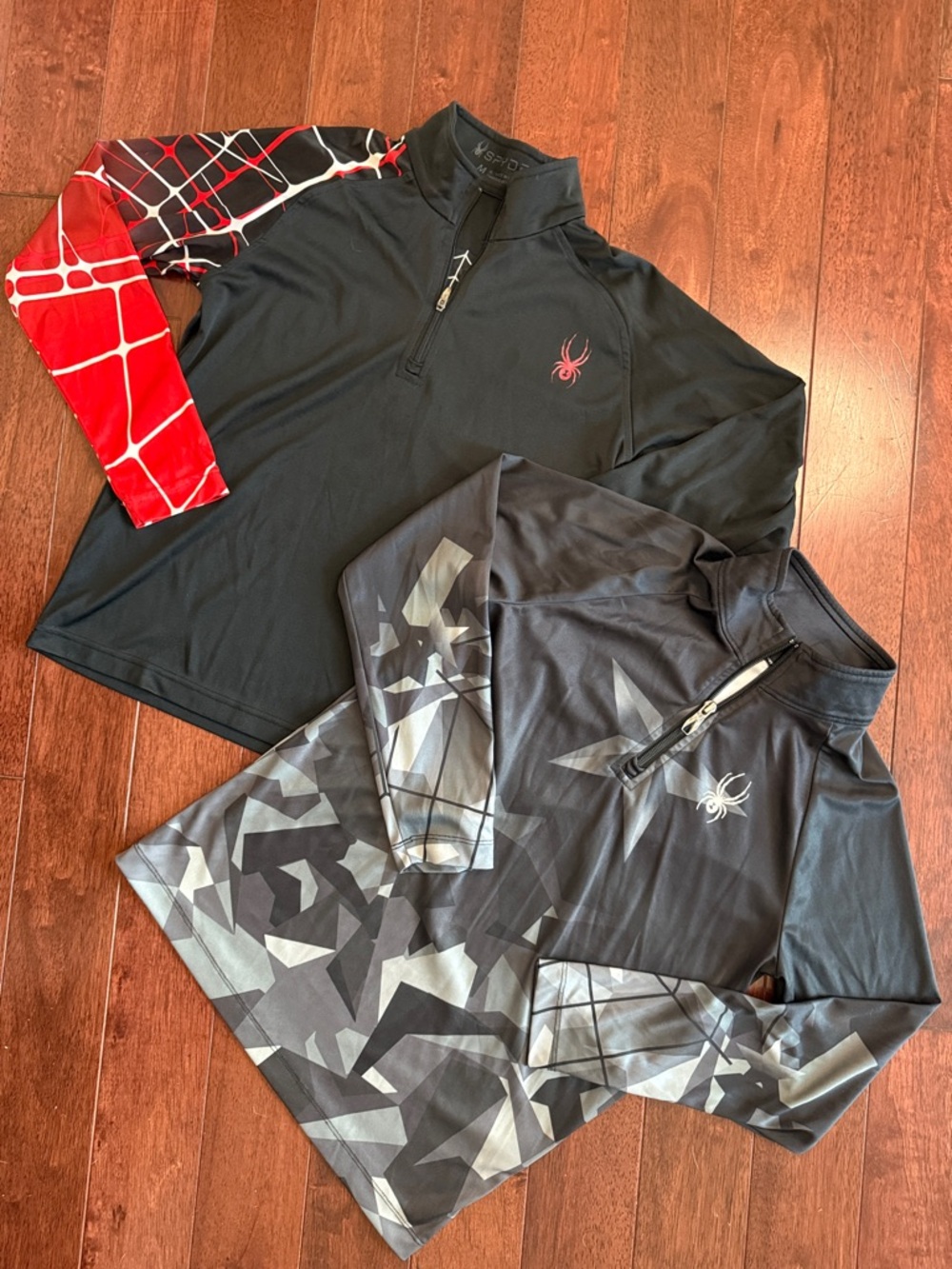 NWOT Spyder Lot Black Athletic 1/4 Zip Red Gray Black Pullover Tops M